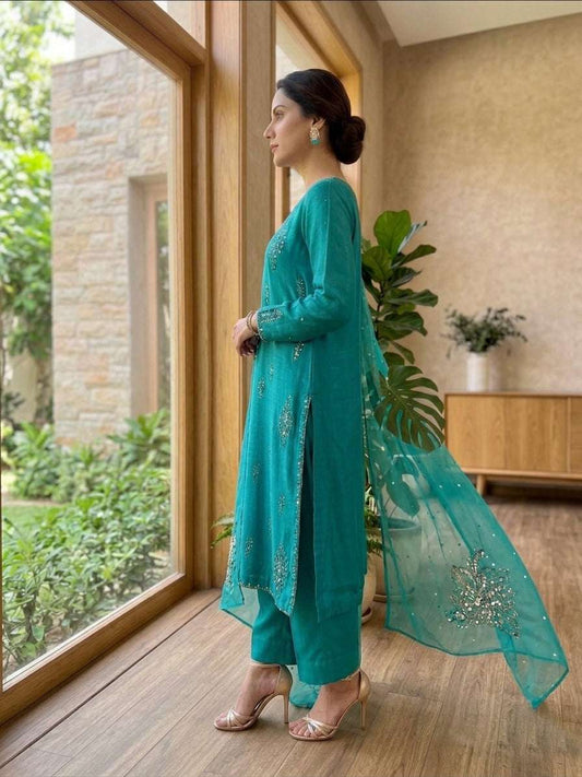 Teal Pearl Formal